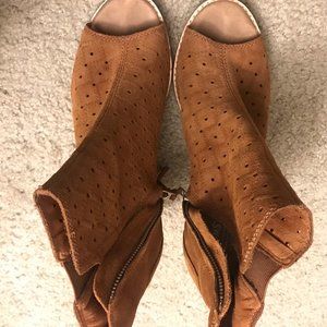 Toms Tan Perforated Peep Toe Booties with Side Fringe "Majorca"